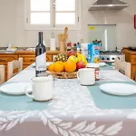 Casa Conceicao بيت للعطل *