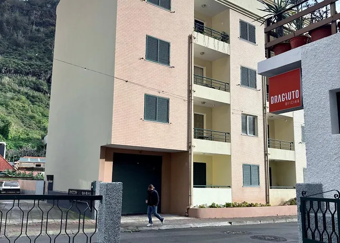 Casa Conceicao بيت للعطل *